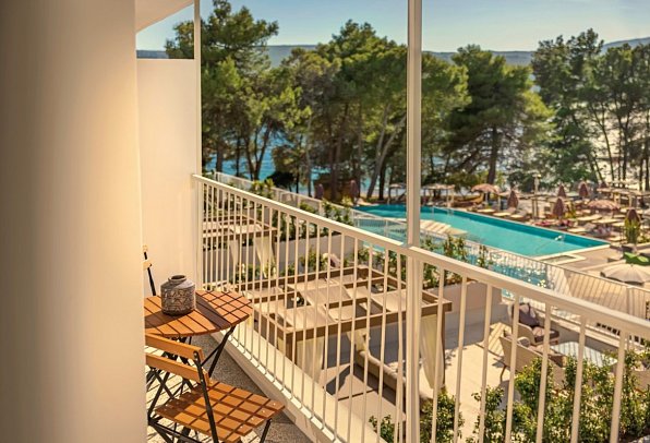 [PLACES] Hvar by Valamar - Wohnbeipiel EASY BREEZY PLACESROOM für 4 Meerseite (Zimmercodierung FBC)