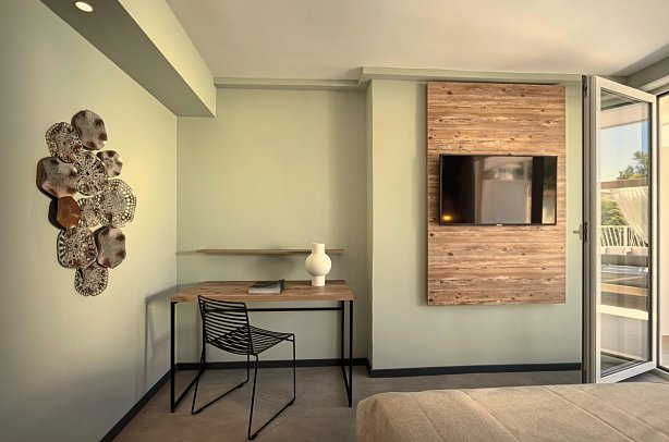 [PLACES] Hvar by Valamar - Wohnbeispiel PLACESROOM Size S für 2 Meerseite (Zimmercodierung DBC)