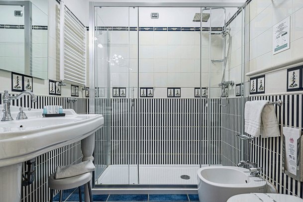 Salice Club Resort - Badezimmer Doppelzimmer Superior (Zimmercodierung DS1)