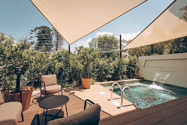 ananea Tropea Yachting Resort - Wohnbeispiel Suite Privatpool (Zimmercodierung W1R)