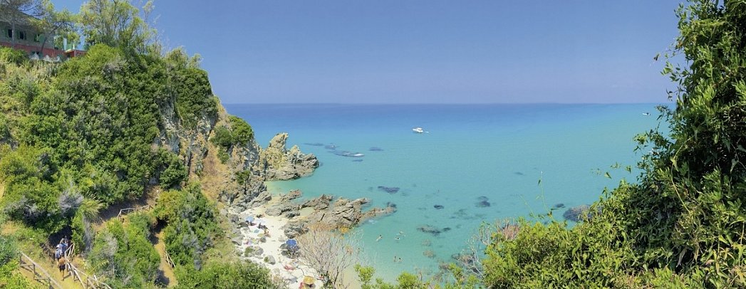Standortrundreise Kalabrien - Strand bei Zambrone
