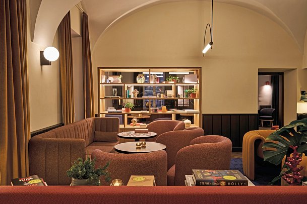 Urban Nature Bad Gastein – Badeschloss