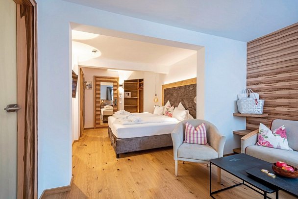 Das Neuhaus - Wohnbeispiel Juniorsuite Bergblick (Zimmercodierung JB1)