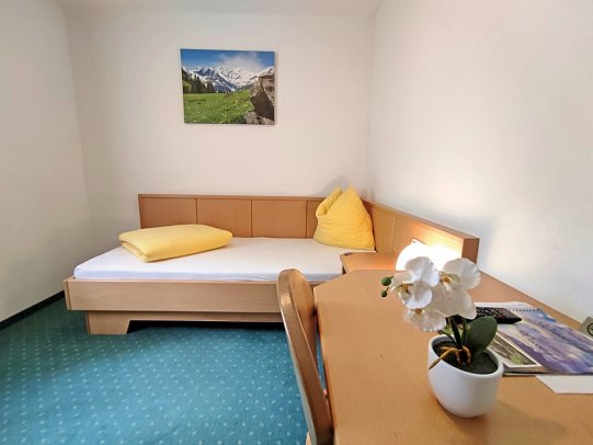 Hotel Wasserfall - Wohnbeispiel Einzelzimmer (Zimmercodierung EB1)