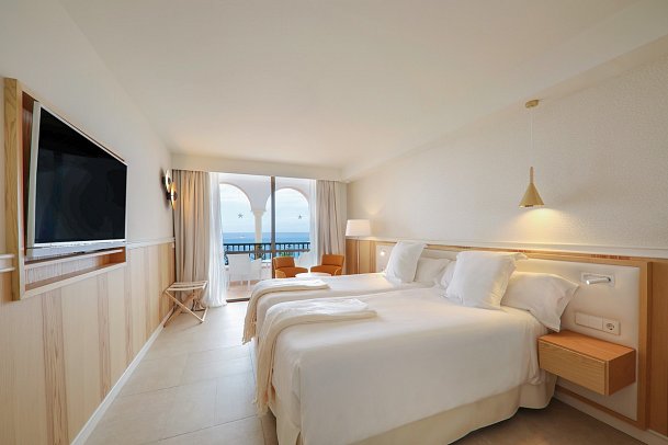 Iberostar Selection Anthelia - Wohnbeispiel Doppelzimmer Meerblick (Zimmercodierungen D1M & D2M)