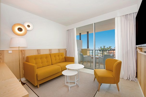 Iberostar Selection Anthelia - Wohnbeispiel Duplex-Suite seitl. Meerblick (Zimmercodierungen W1N & W2N)