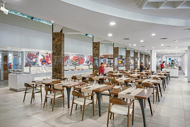 Alexandre Hotel Gala