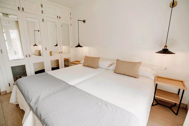 Lagos de Fañabé Beach Resort - Wohnbeispiel Apt. Deluxe 2 Schlafzimmer, untere Etage (Zimmercodierung OD2)