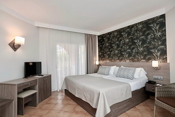 Puerto Palace - Wohnbeispiel Familienzimmer (Zimmercodierung FB1)