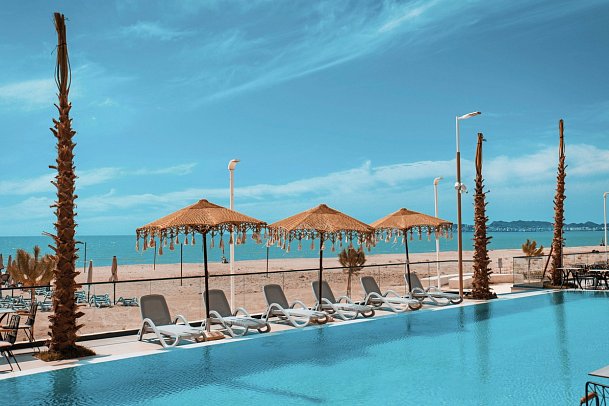 Royal G Deluxe Hotel & Spa