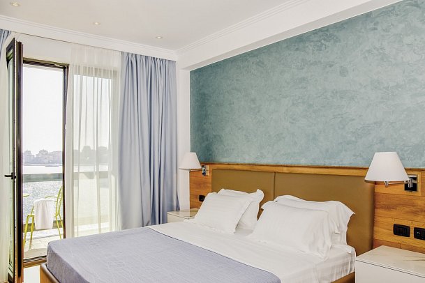 Butrinti - Wohnbeispiel Doppelzimmer seitl. Meerblick (Zimmercodierung DBN)