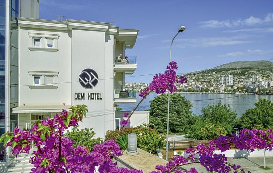 Demi Hotel