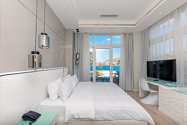 Demi Hotel - Wohnbeispiel Doppelzimmer Deluxe Meerblick (Zimmercodierung DDM)