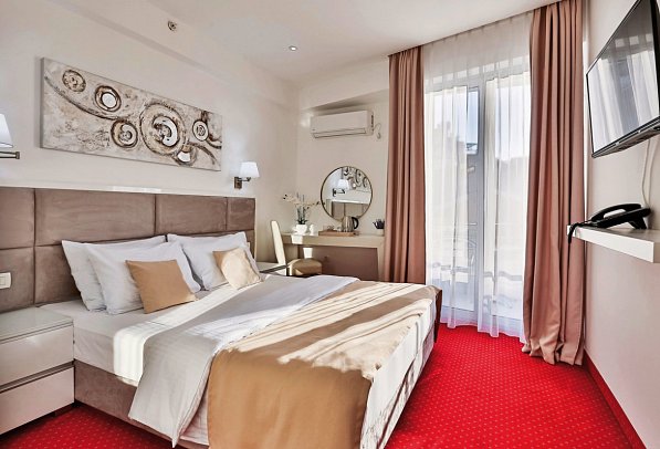 Hotel La Mer - Wohnbeispiel Double Room Sea View (Zimmercodierung DBM)