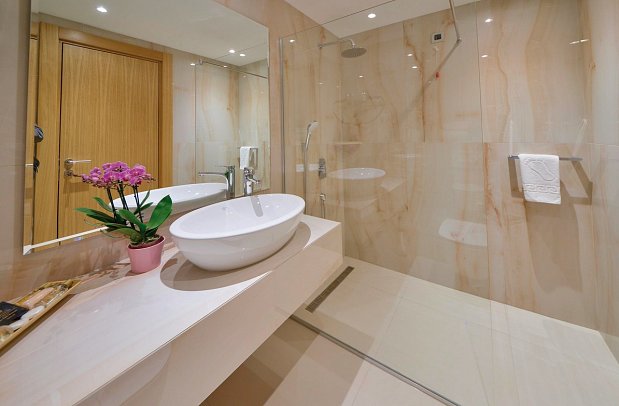 Mediteran Hotel & Resort