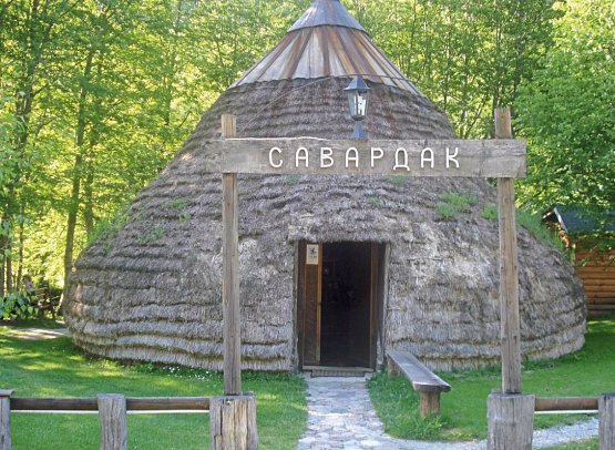 Montenegro in allen Facetten erleben - Originelles Restaurant