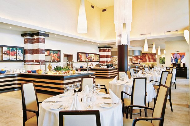 Flamingo Grand Hotel & Spa