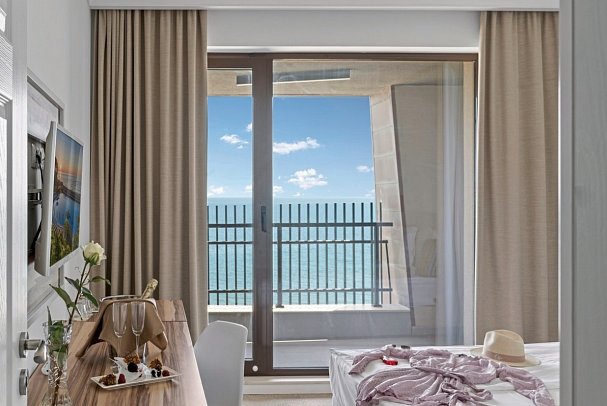 HVD Nympha - Wohnbeispiel Doppelzimmer Meerblick (Zimmercodierung DBM)