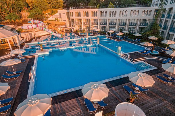 Hotel Balneo & SPA Azalia