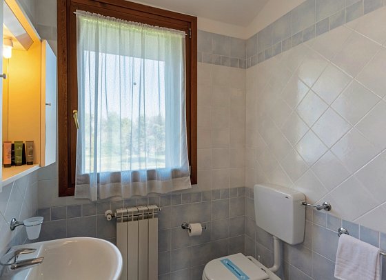 Ferieninsel Albarella - Beispiel Bad (Zimmercodierung OB1)