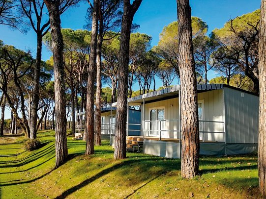Belvedere Pineta Camping Village - Wohnbeispiel Mobilheim Adria Home (Zimmercodierung CB2)