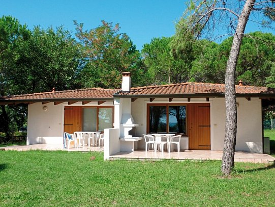 Belvedere Pineta Camping Village - Wohnbeispiel Bungalow Miramare (Zimmercodierung BB1)