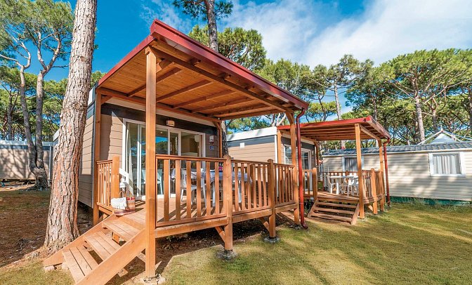 Camping Village Cavallino - Mobilheim Baia Revolution (Zimmercodierung CB6)
