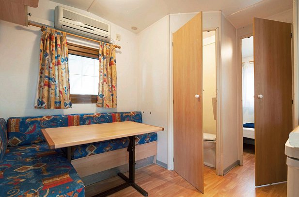 Camping Village Cavallino - Wohnbeispiel Mobilheim Baia Comfort (Zimmercodierung CF1)