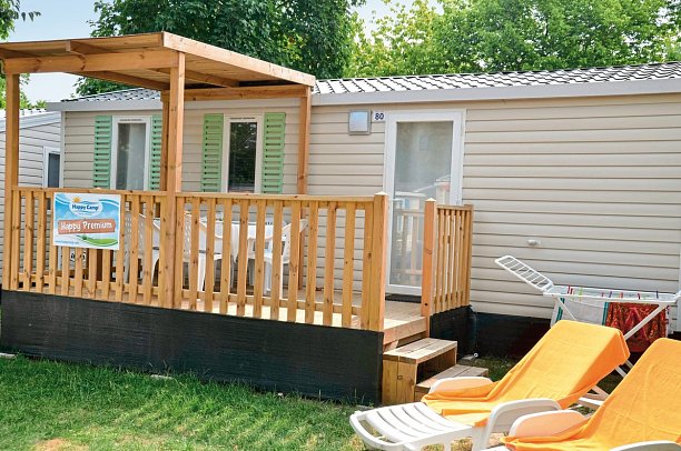 Camping Laguna Village (by Happy Camp) - Wohnbeispiel Mobilheim Happy Premium (Zimmercodierung CM1)