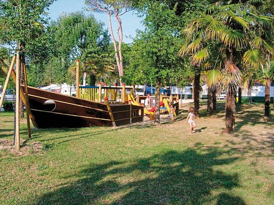 Camping Laguna Village (by Happy Camp)