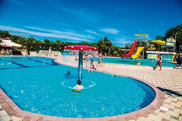 Villaggio San Francesco (by Happy Camp)