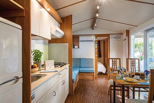 Jesolo Family Resort - Wohnbeispiel Mobilheim Lodge (Zimmercodierung CB1)