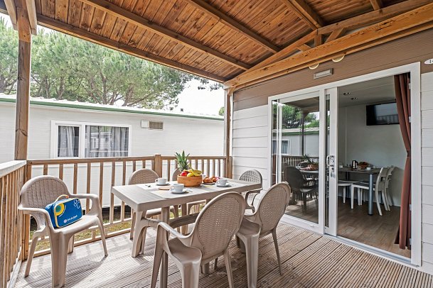 Jesolo Family Resort - Wohnbeispiel Mobilheim Lodge Comfort Dog (Zimmercodierung CB5)