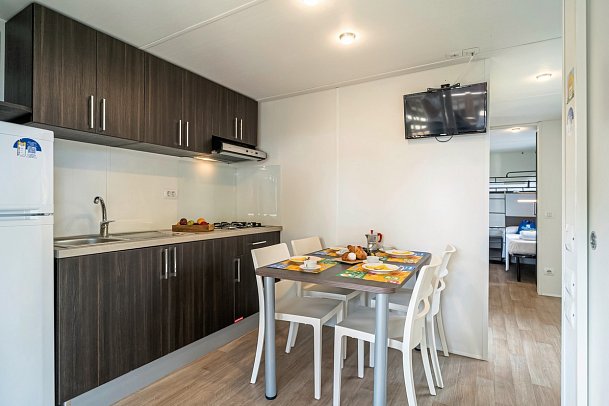 Jesolo Family Resort - Wohnbeispiel Mobilheim Lodge Comfort Dog (Zimmercodierung CB5)