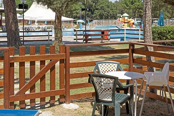 Residence Mare Pineta - Wohnbeispiel Bungalow mit Baby (Zimmercodierung BB2)