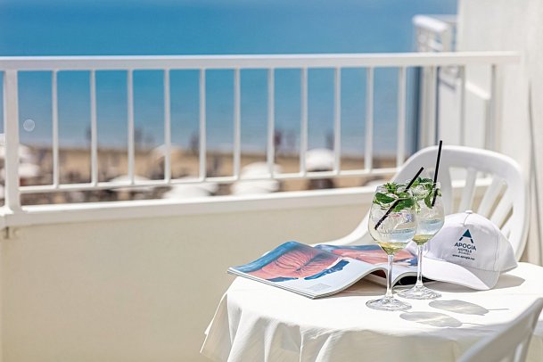 Condor - Beispiel Balkon Doppelzimmer Classic (Zimmercodierungen D1N & D2N)