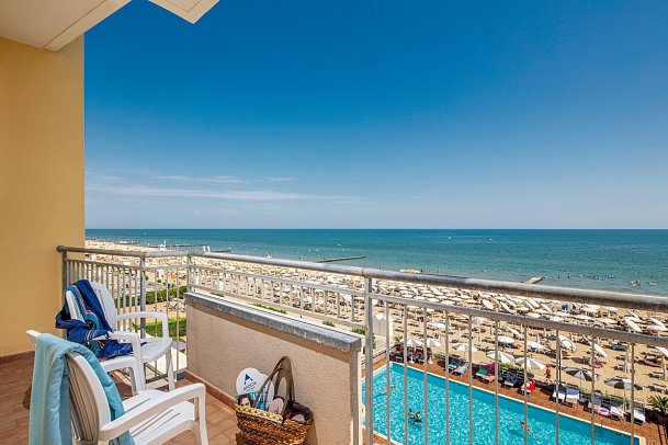 Astor - Beispiel Balkon Doppelzimmer Basic (Zimmercodierung DB1)