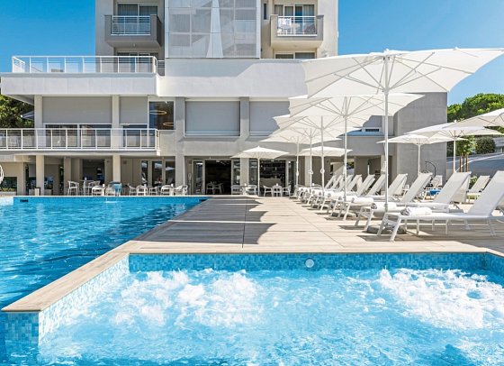 Life Hotel
