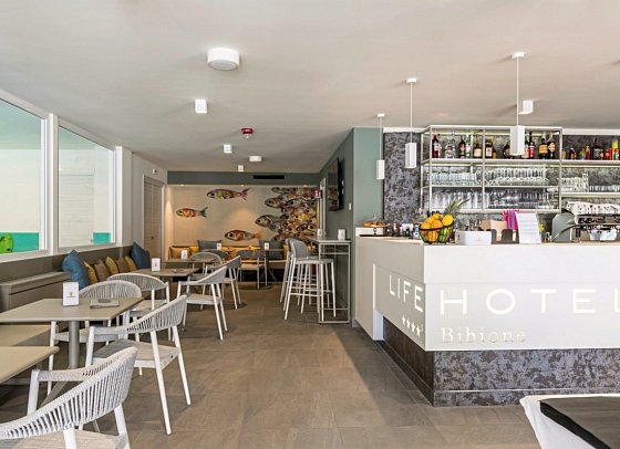 Life Hotel