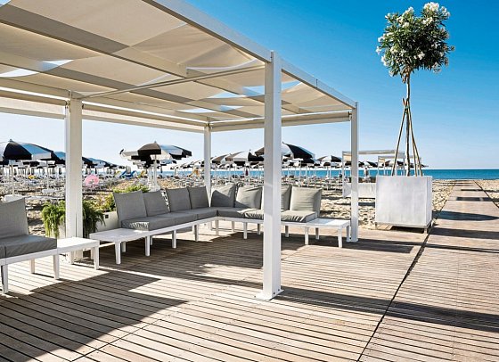 Life Hotel