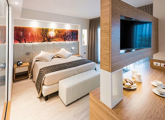 Laguna Park Hotel - Juniorsuite Bella Vista (Zimmercodierung JBN)