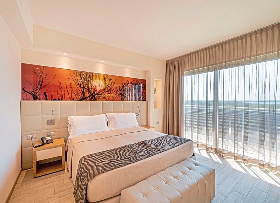 Laguna Park Hotel - Juniorsuite Bella Vista (Zimmercodierung JBN)