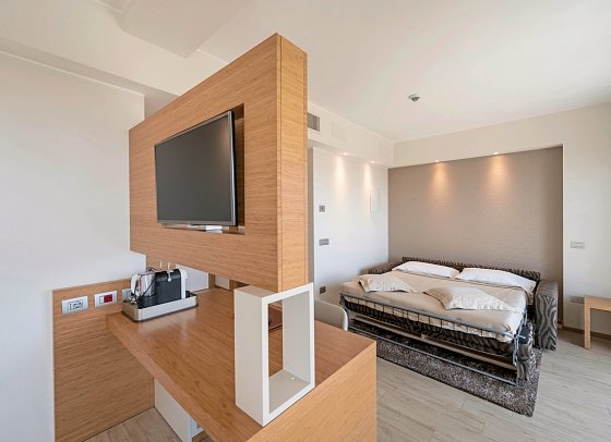 Laguna Park Hotel - Wohnbeispiel Juniorsuite Bella Vista (Zimmercodierung JBN)