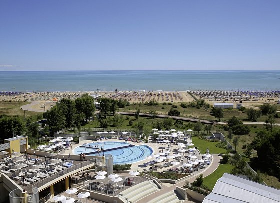 Laguna Park Hotel - Außenanlage