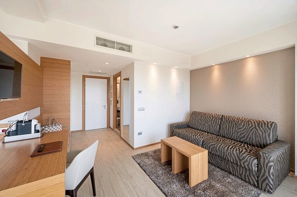 Laguna Park Hotel - Juniorsuite Bella Vista (Zimmercodierung JBN)