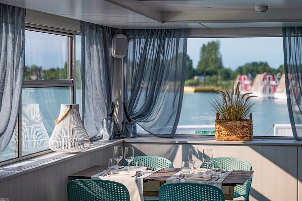 Marina Azzurra Resort