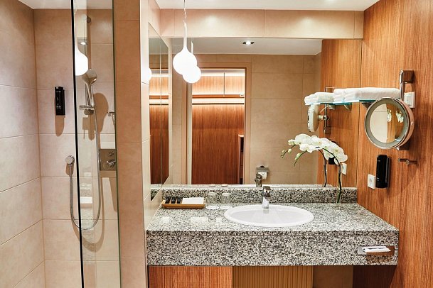 Steigenberger Hotel & Spa Krems - Beispiel Bad (Zimmercodierungen DS1 & DS2)