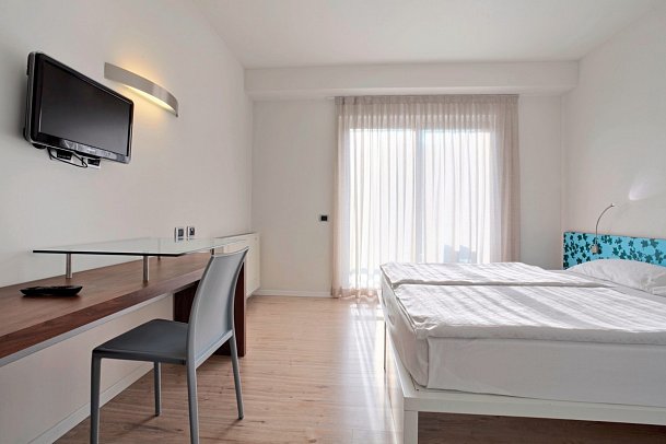 Villa Stella - Wohnbeispiel Doppelzimmer A. Board Haupthaus (Zimmercodierungen DBU & EB1)