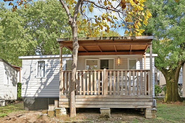 Camping Cisano & San Vito - Wohnbeispiel Mobilheim Turchese (Zimmercodierung CB3)