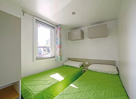 Camping Baia Verde - Wohnbeispiel Mobilheim Family Deluxe (Zimmercodierung CD2)